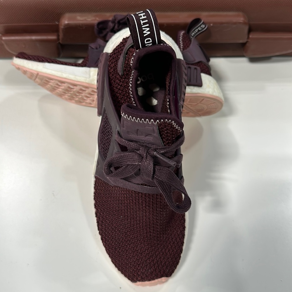 Women’s Adidas Sneakers